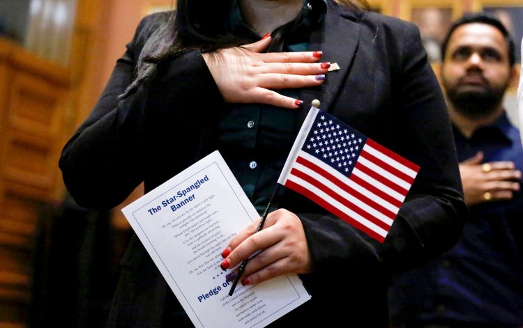 Applying for the United States Citizenship Through Naturalization